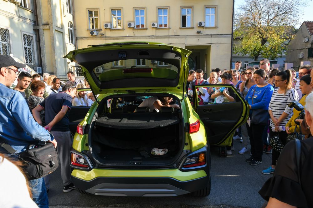 Obuka za pravilnu upotrebu dečijih autosedišta - Opština Zemun