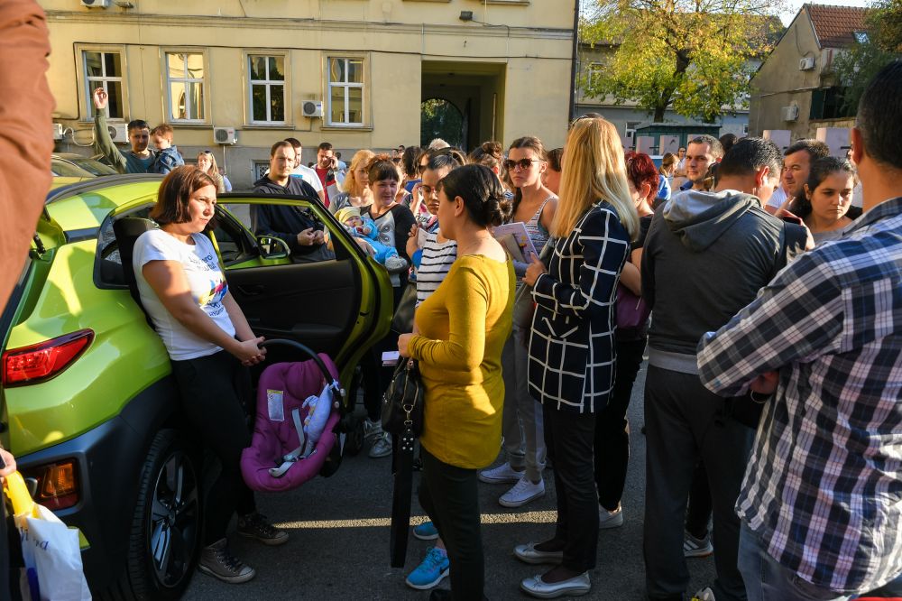 Obuka za pravilnu upotrebu dečijih autosedišta - Opština Zemun